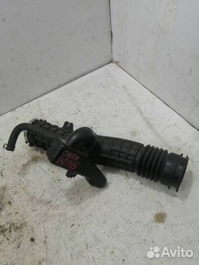 Патрубок воздушного фильтра 165780388R