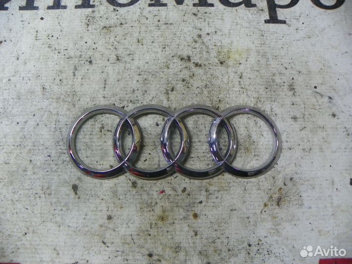 Эмблема на крышку багажника Audi A1