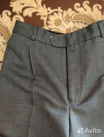 Костюм мужской классический р. 46