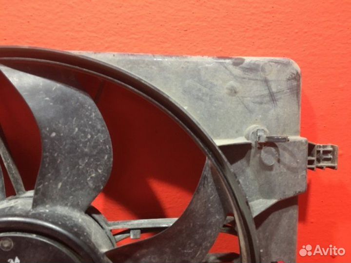 Вентилятор радиатора Opel Astra J A16XER 1.6