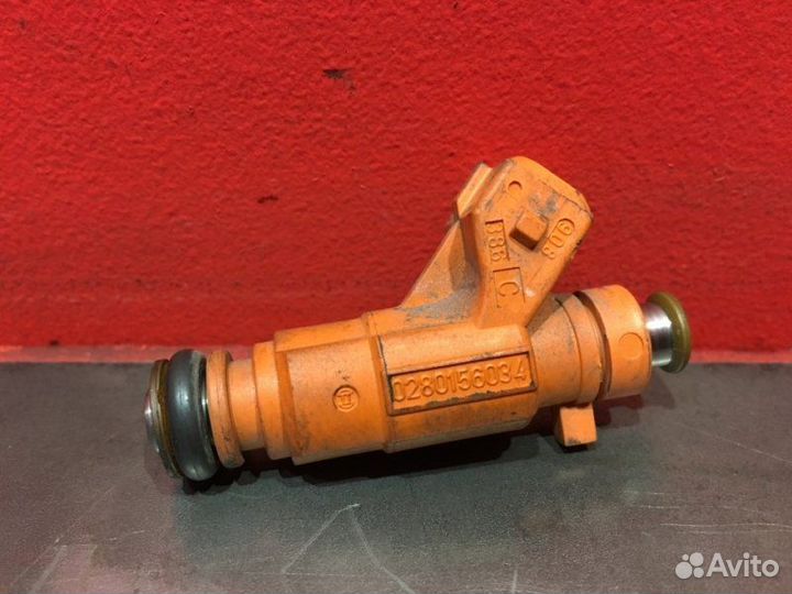 Форсунка Peugeot 307 3C NFU 2005