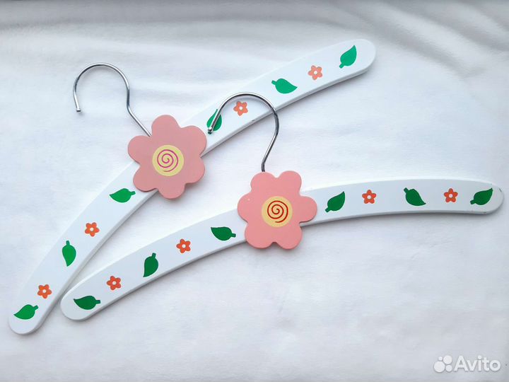 Вешалки деревянные декоративные 2 штуки