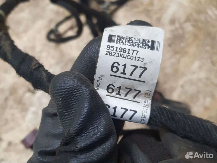 Проводка двери передней шевроле круз