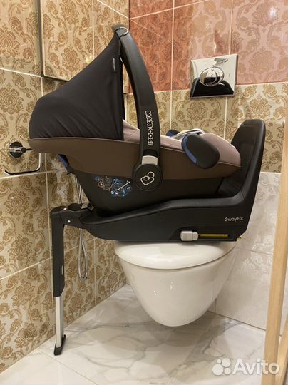 Автолюлька maxi cosi pebble с базой iso fix