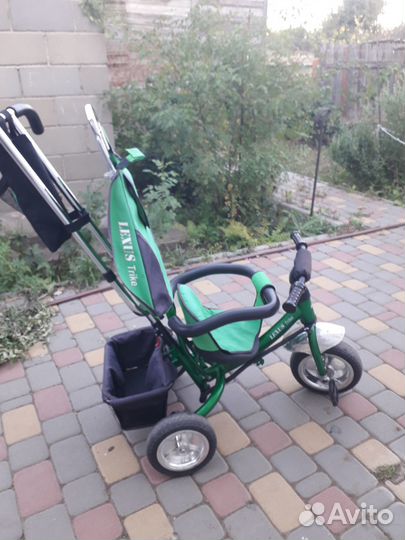 Трёхколёсный велосипед