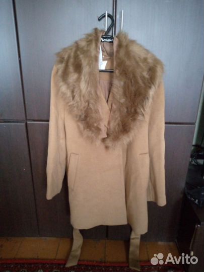 Женское пальто демисезонное