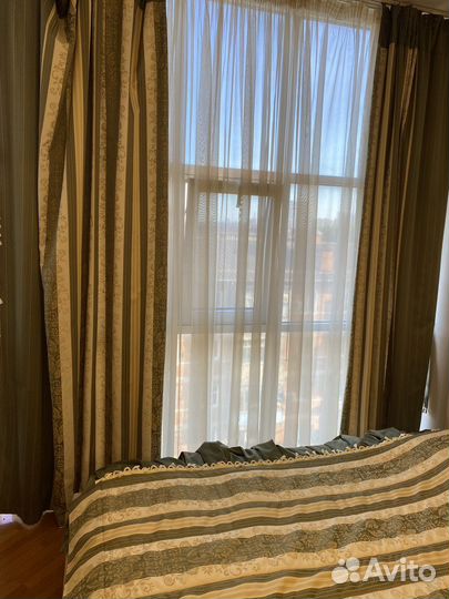 Шторы и покрывало на кровать