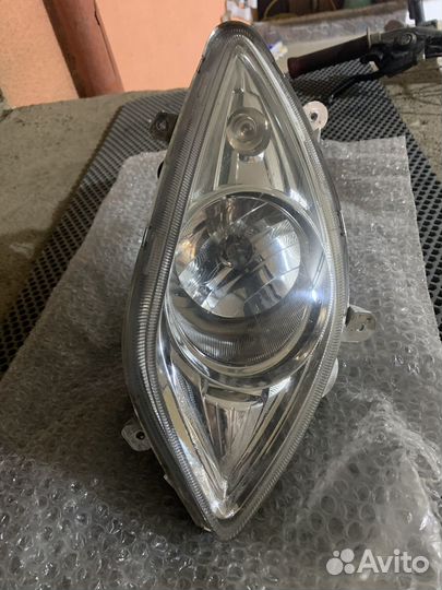 Фара правая sym joyride 200i