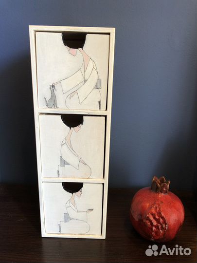 Мини-комод для украшений