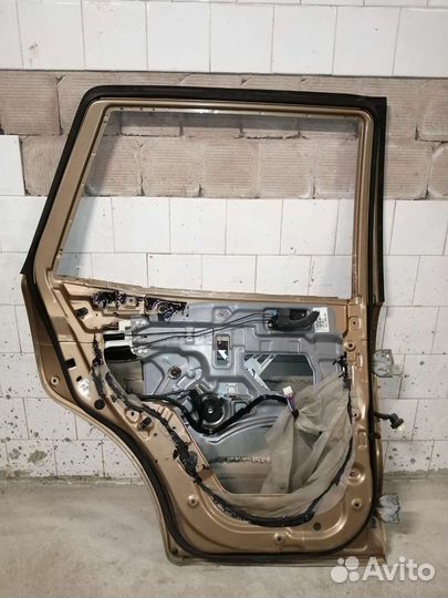 Дверь задняя левая Hyundai Santa Fe