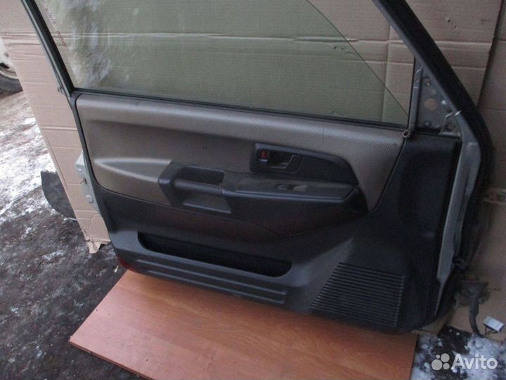 Дверь передняя левая Mitsubishi Pajero Pinin