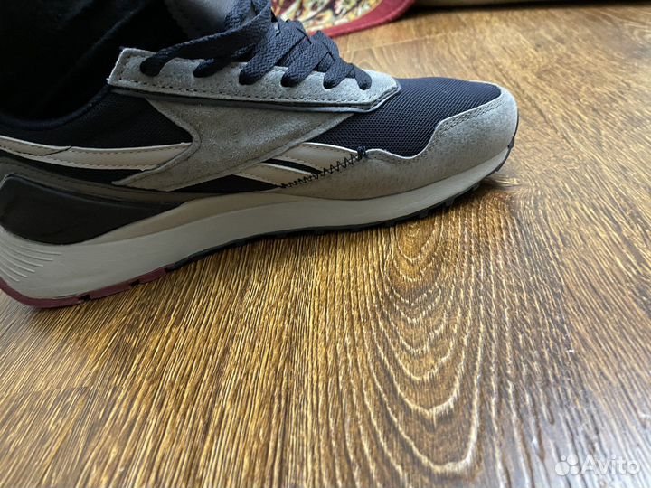 Кроссовки Reebok