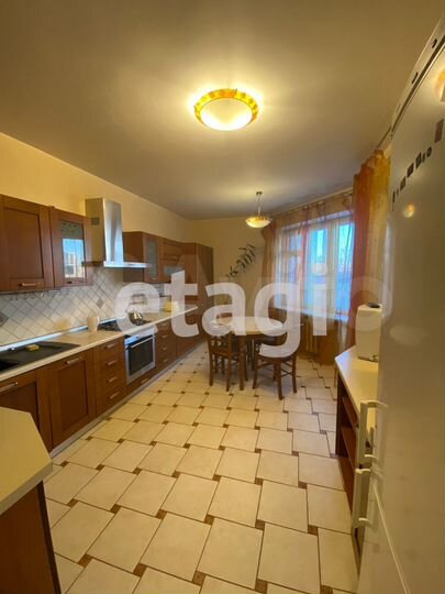 4-к. квартира, 157 м², 4/9 эт.