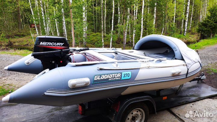 Лодка gladiator 370