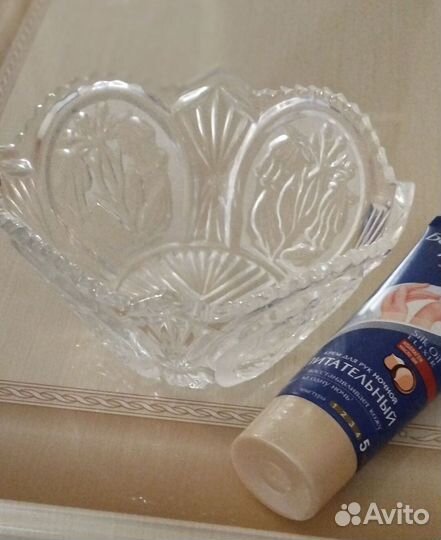 Хрустальные вазочки - вереницы, конфетницы