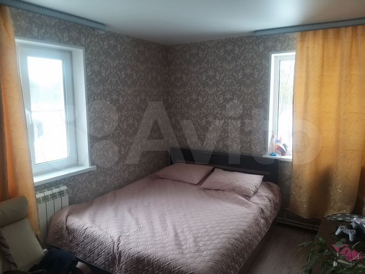 Дом 180 м² на участке 11 га