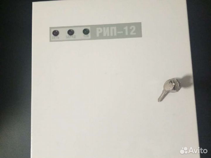 Блок бесперебойного питания 12 в