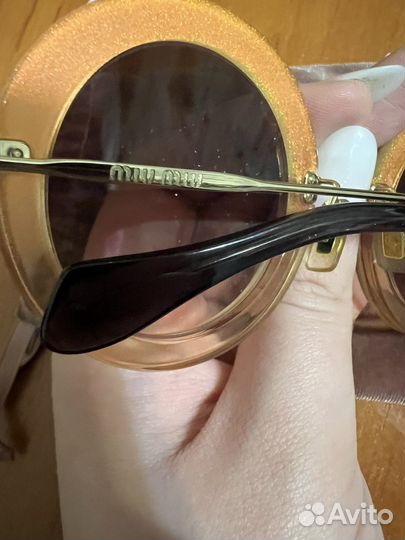 Солнцезащитные очки miu miu