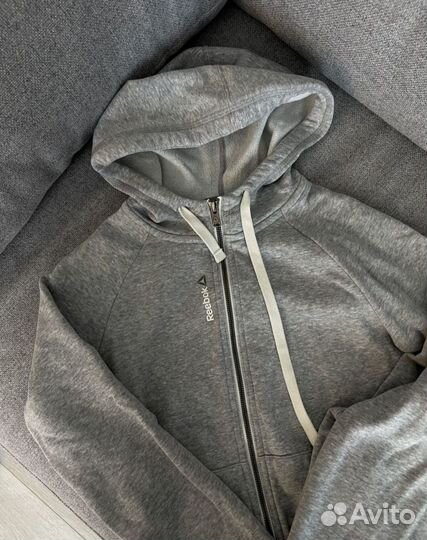 Спортивный костюм reebok женский