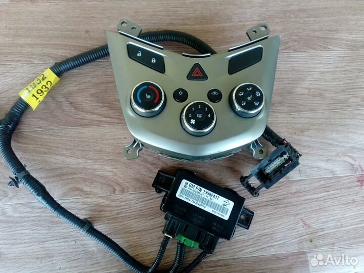 Блок управления печкой сидение Chevrolet