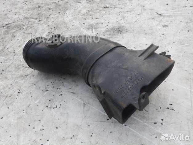 Патрубок воздушного фильтра A1405200004