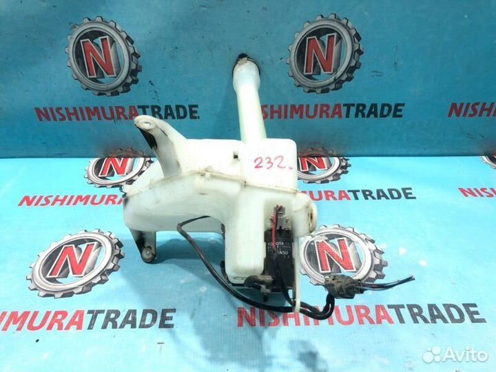 Бачок омывателя Toyota Hilux Surf VZN185W 5vzfe