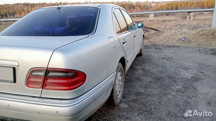 Mercedes-Benz E-класс 2.3 AT, 1997, 394 444 км
