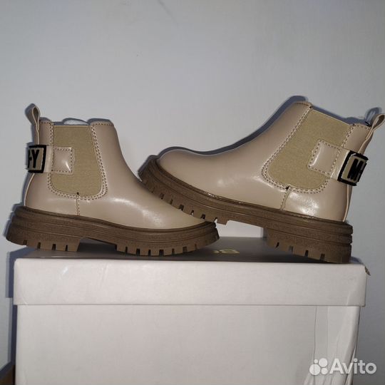 Ботинки для девочки 27 размер