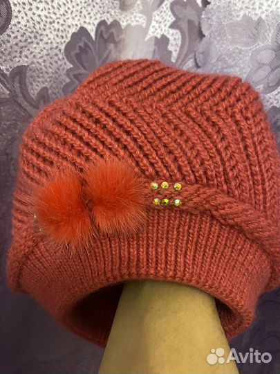 Берет зимний, шапка зимняя