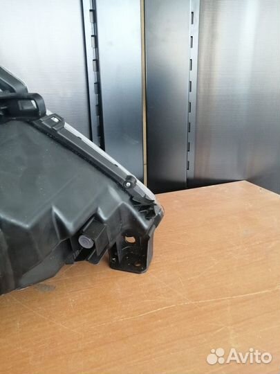 Фара левая nissan patrol 2010-13 Новая ST21511D6L