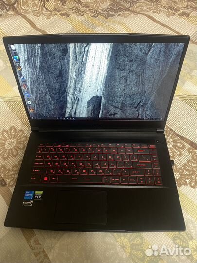 Ноутбук Игровой MSI GF63 Thin 11UC-255XRU 15.6