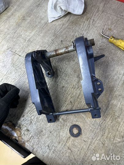 Щечки (Струбцины) Yamaha F8