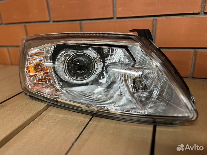 Передние фары на LADA гранта Линзованные