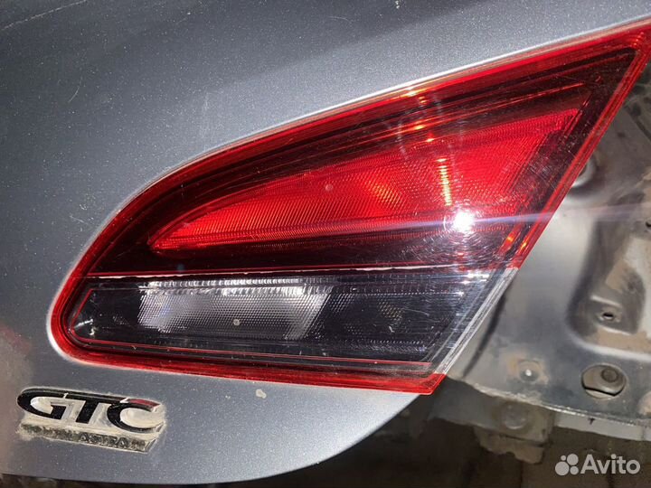 Фонарь задний правый Opel Astra J GTC
