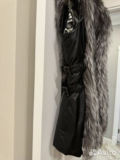 Меховая жилетка