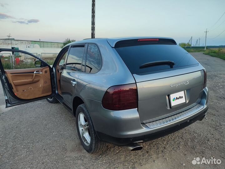 Porsche Cayenne 3.2 AT, 2004, 272 700 км