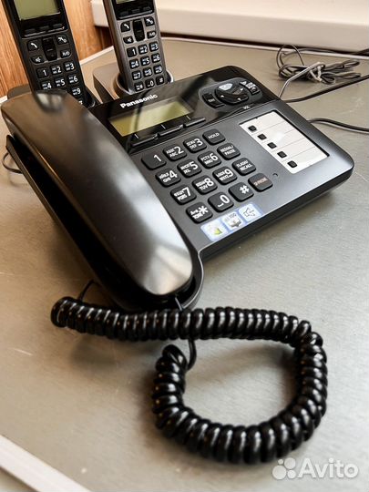 Цифровой телефон panasonic