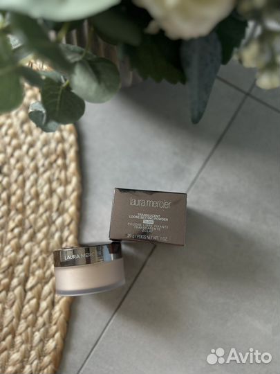 Пудра фиксирующая Laure Mercier glow transparente