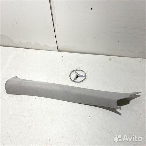 Обшивка стойки передняя левая Мерседес 207 w207