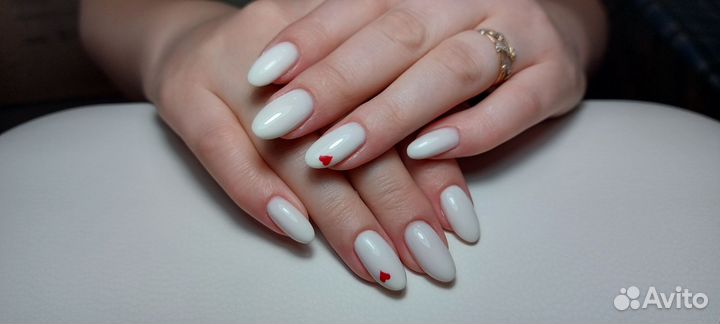 Маникюр с выездом или на дому