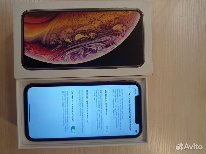 iPhone Xs, 64 ГБ