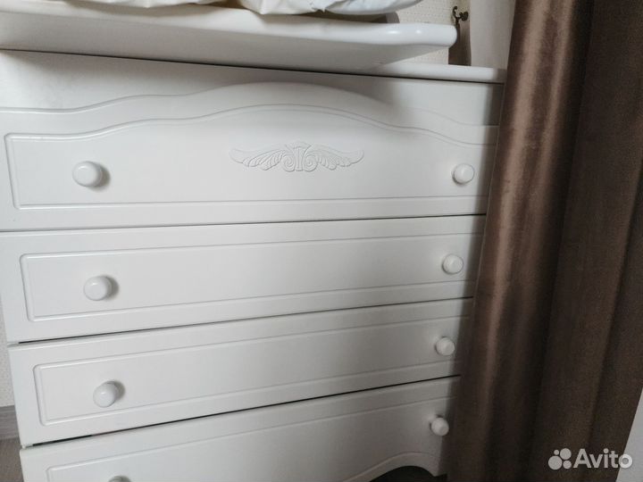 Кровать + комод Гандылян Моника массив бука