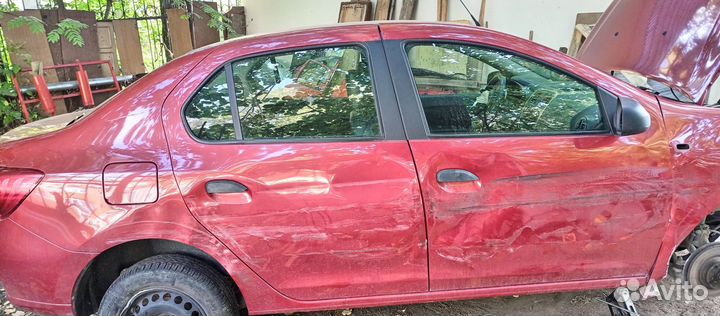 Дверь правые renault logan 2