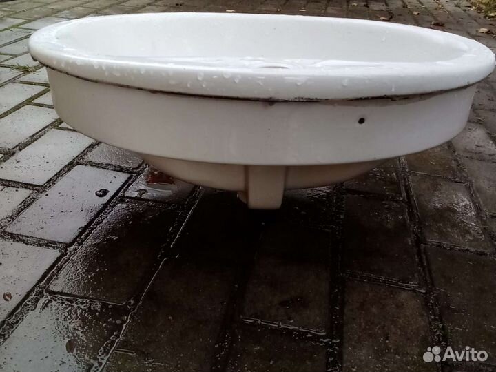 Раковина врезная