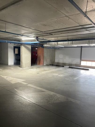 Машиноместо, 27 м²