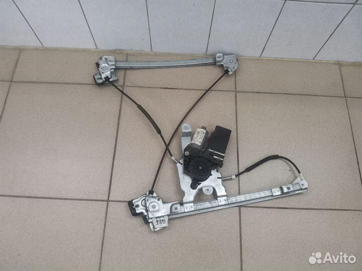 Стеклоподъемник передний правый Octavia A4 Tour
