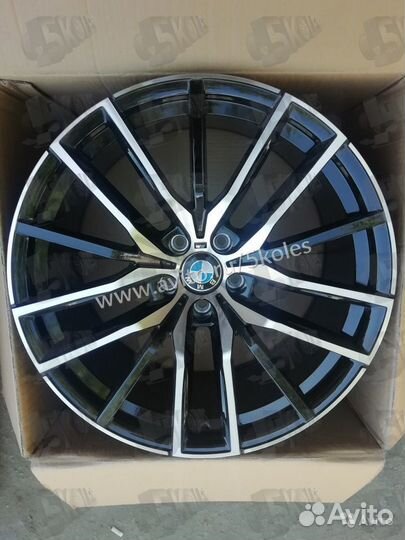 Литые диски на BMW X5 G05 R22