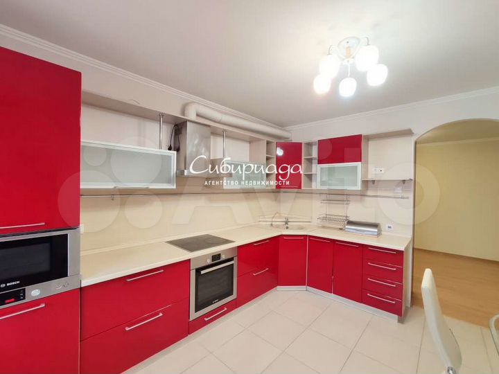 3-к. квартира, 90,7 м², 3/10 эт.