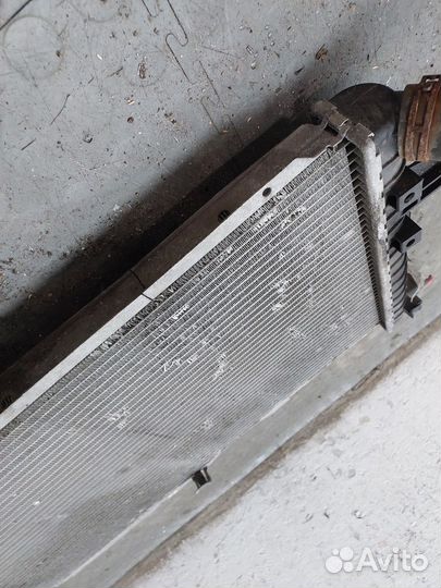 Радиатор охлаждения двигателя Opel Zafira B, 2006