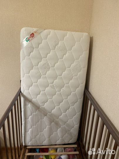 Детская кровать Гандылян с матрасом